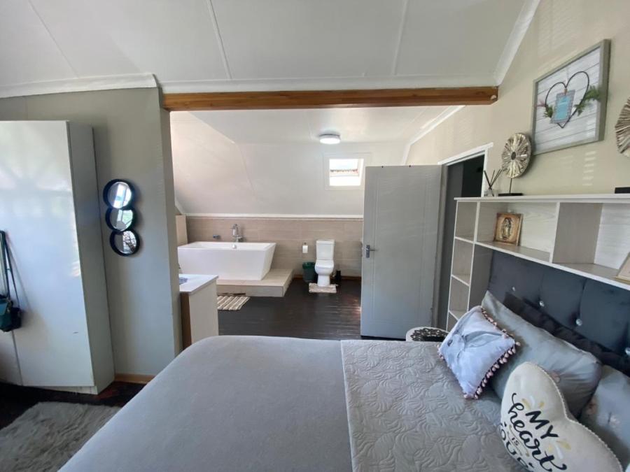 6 Bedroom Property for Sale in Kingsview Mpumalanga