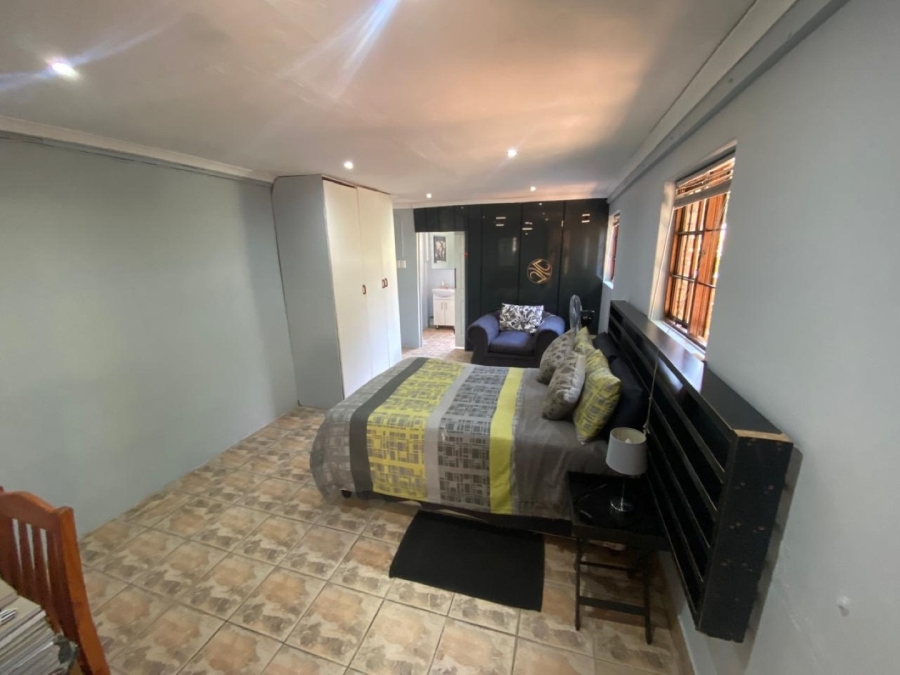 6 Bedroom Property for Sale in Kingsview Mpumalanga