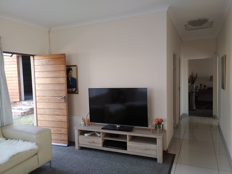 To Let 3 Bedroom Property for Rent in Die Heuwel Mpumalanga