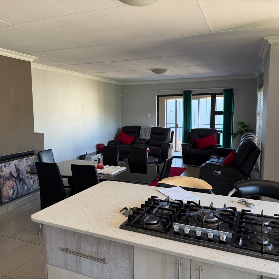 4 Bedroom Property for Sale in Reyno Ridge Mpumalanga