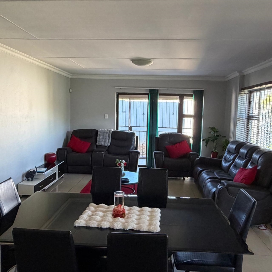 4 Bedroom Property for Sale in Reyno Ridge Mpumalanga
