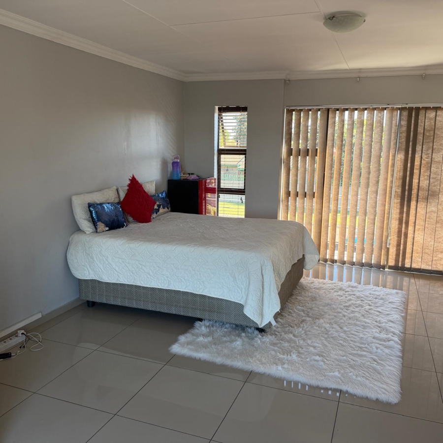 4 Bedroom Property for Sale in Reyno Ridge Mpumalanga