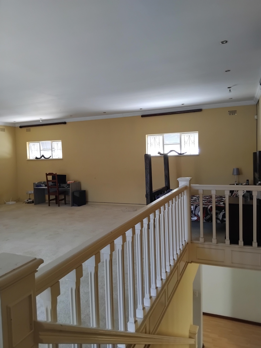 4 Bedroom Property for Sale in Barberton Mpumalanga