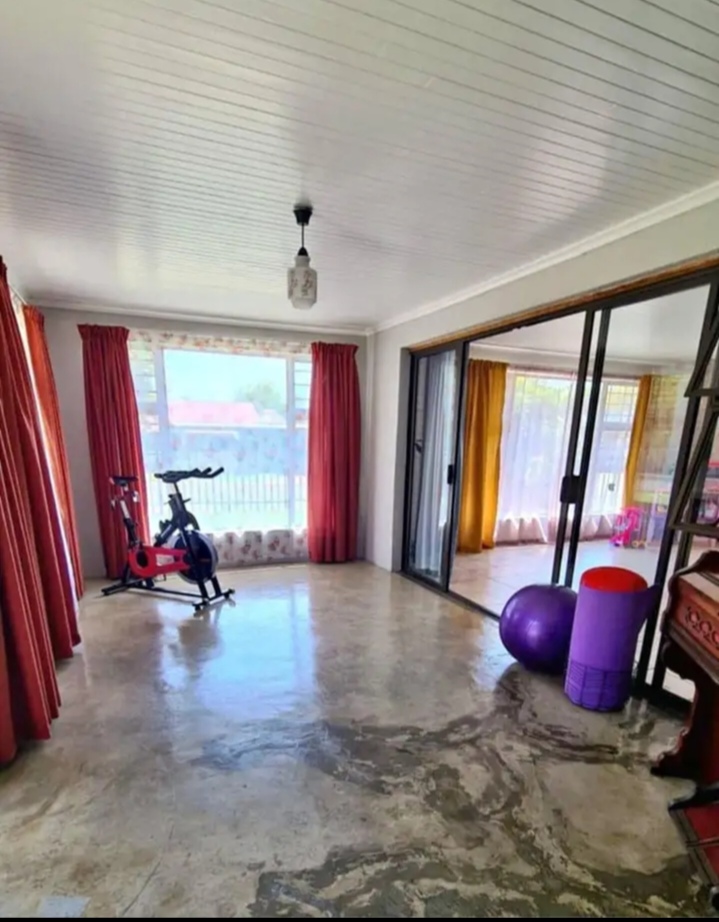 To Let 3 Bedroom Property for Rent in Cosmosrand Mpumalanga