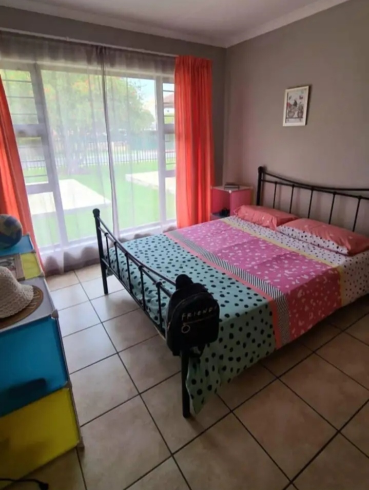 To Let 3 Bedroom Property for Rent in Cosmosrand Mpumalanga