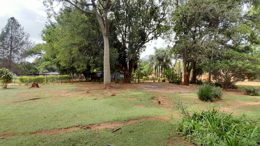 Commercial Property for Sale in White River Estates Mpumalanga
