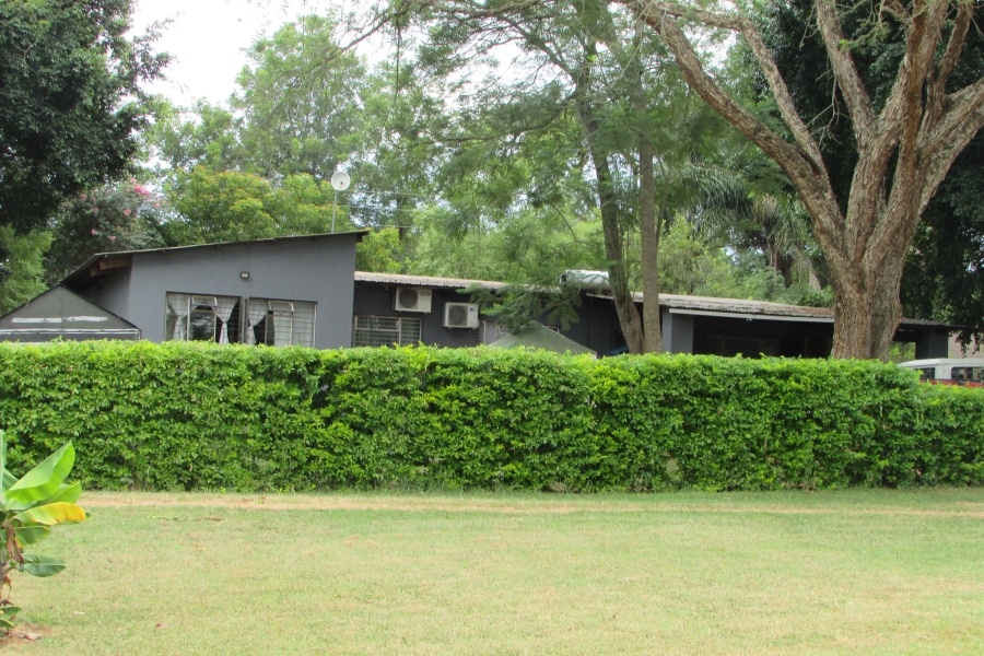 Commercial Property for Sale in White River Estates Mpumalanga