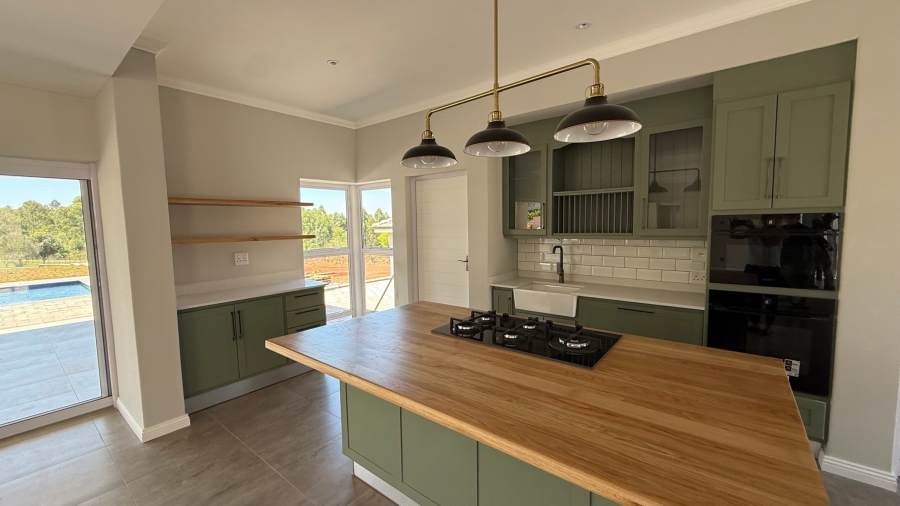 To Let 4 Bedroom Property for Rent in Summer Breeze Estate Mpumalanga