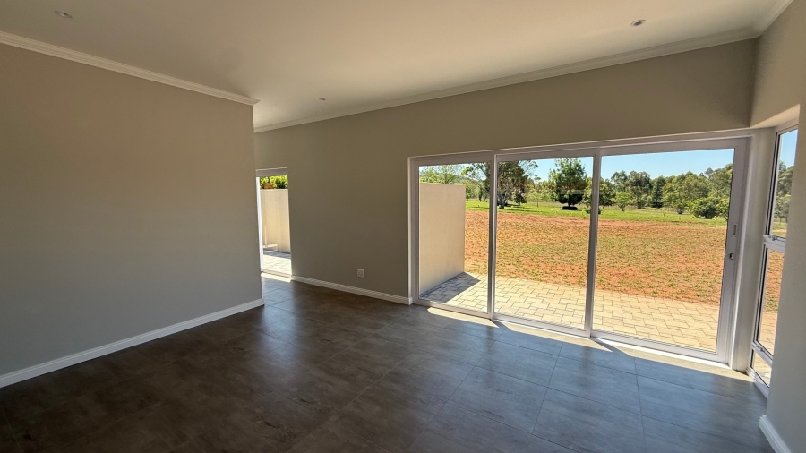 To Let 4 Bedroom Property for Rent in Summer Breeze Estate Mpumalanga