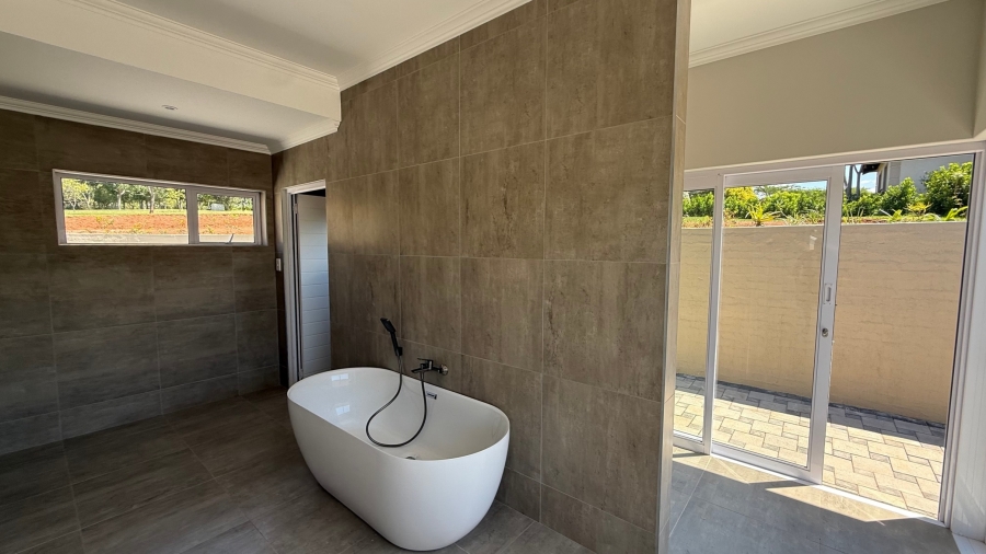 To Let 4 Bedroom Property for Rent in Summer Breeze Estate Mpumalanga