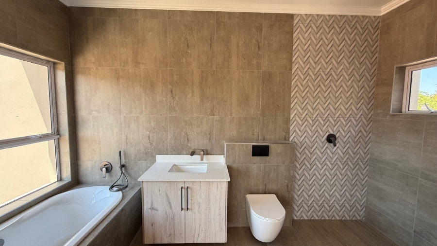 To Let 4 Bedroom Property for Rent in Summer Breeze Estate Mpumalanga