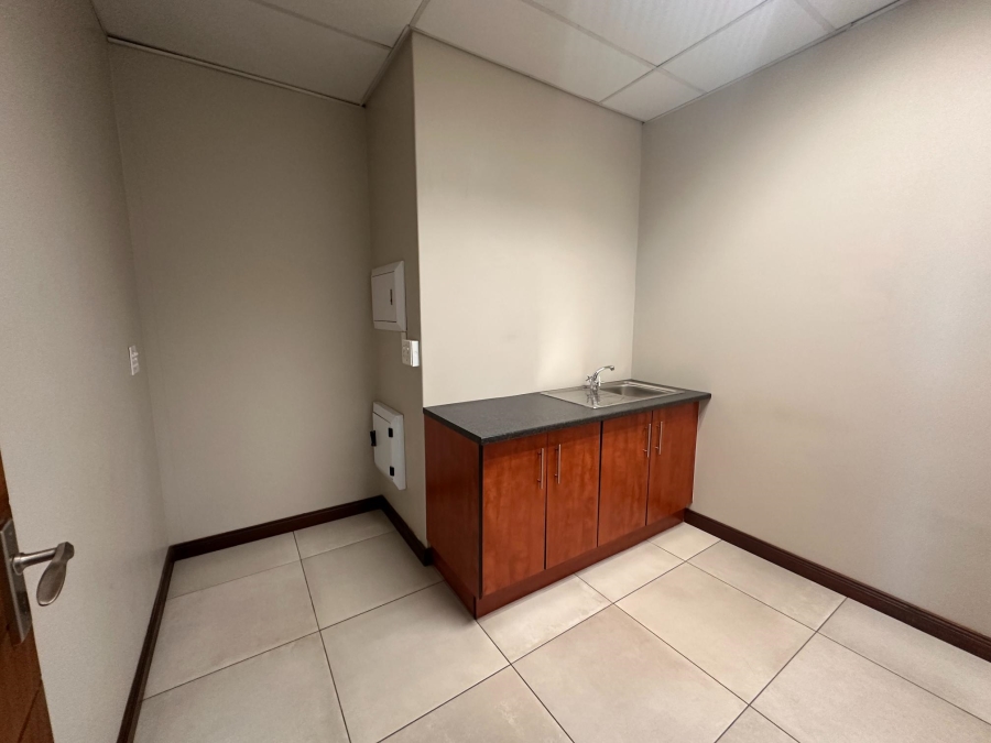 To Let Commercial Property for Rent in Ben Fleur Mpumalanga