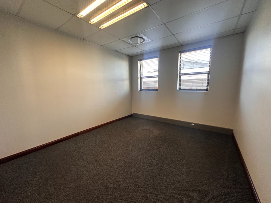 To Let Commercial Property for Rent in Ben Fleur Mpumalanga