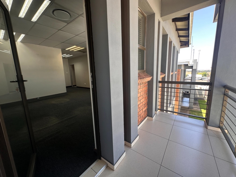 To Let Commercial Property for Rent in Ben Fleur Mpumalanga