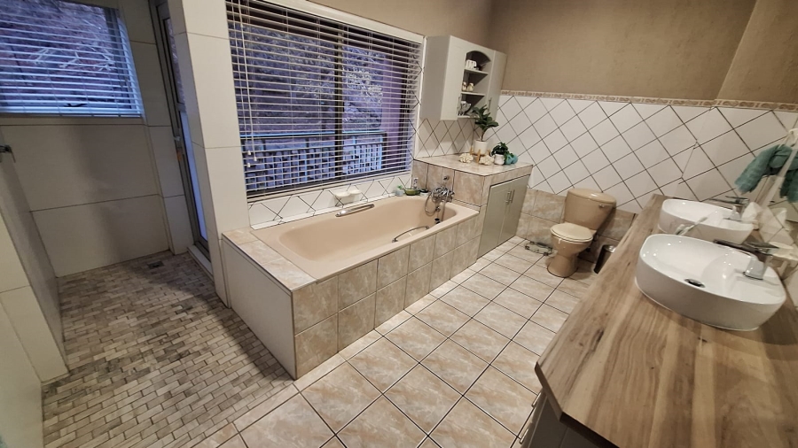 4 Bedroom Property for Sale in Steiltes Mpumalanga