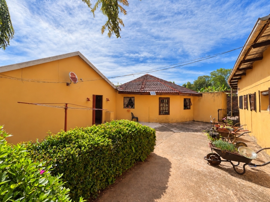 4 Bedroom Property for Sale in Graskop Mpumalanga