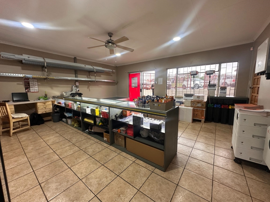 To Let Commercial Property for Rent in Del Judor Mpumalanga