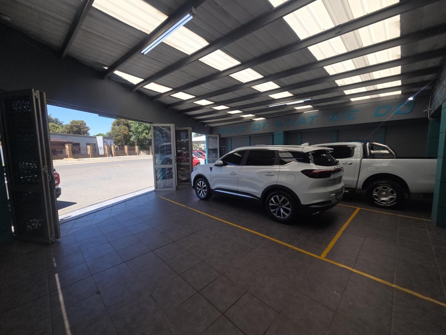 Commercial Property for Sale in Witbank Ext 8 Mpumalanga