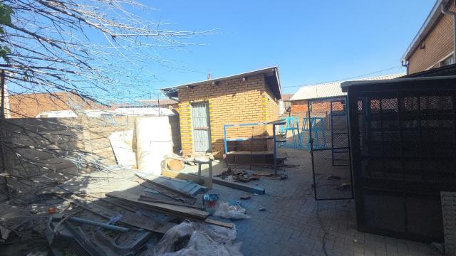 Commercial Property for Sale in Witbank Ext 8 Mpumalanga