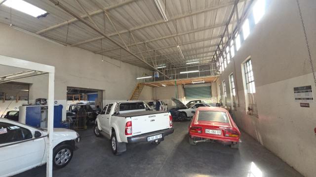 Commercial Property for Sale in Witbank Ext 8 Mpumalanga