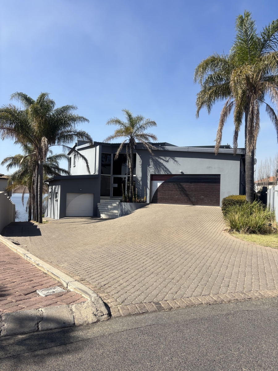 5 Bedroom Property for Sale in Bankenveld Mpumalanga