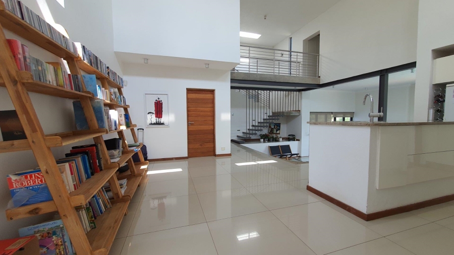 4 Bedroom Property for Sale in Sonheuwel Mpumalanga