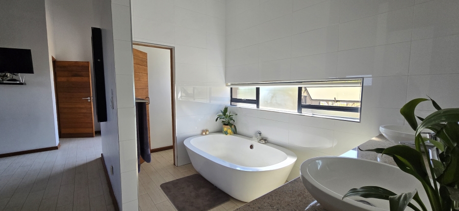 4 Bedroom Property for Sale in Sonheuwel Mpumalanga