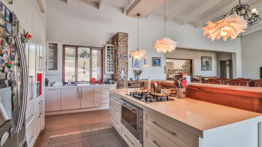 5 Bedroom Property for Sale in Pamushana Estate Mpumalanga