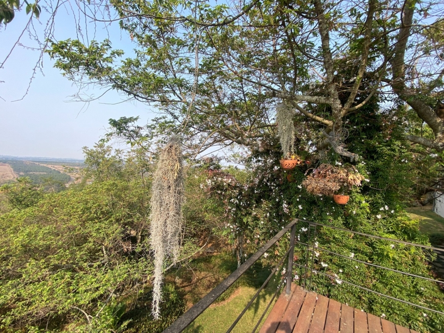 5 Bedroom Property for Sale in Pamushana Estate Mpumalanga