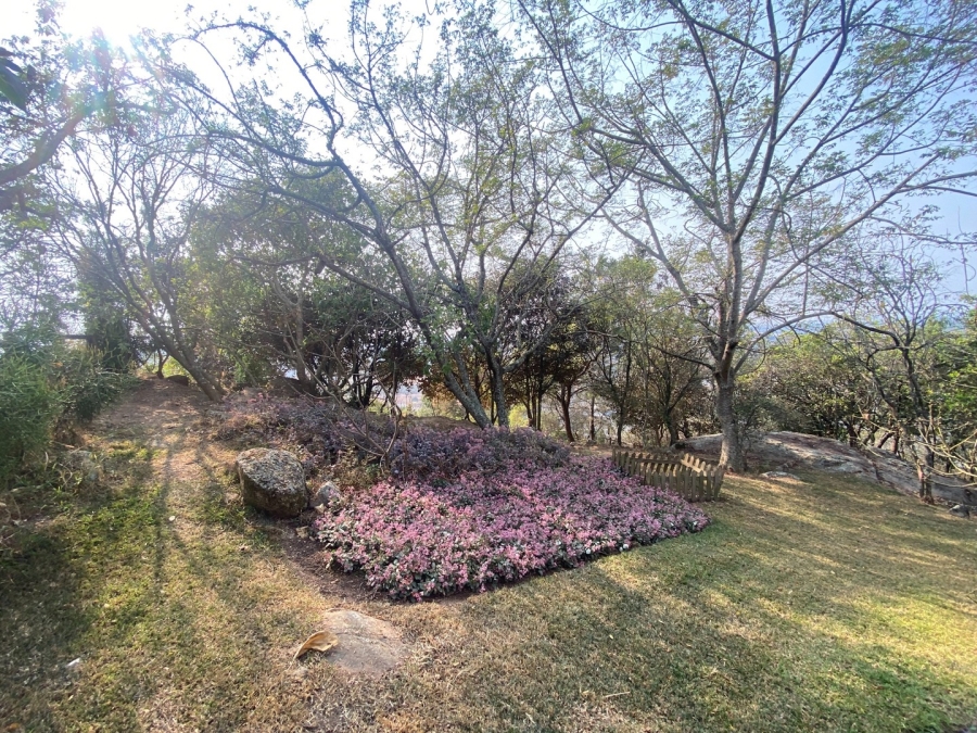 5 Bedroom Property for Sale in Pamushana Estate Mpumalanga