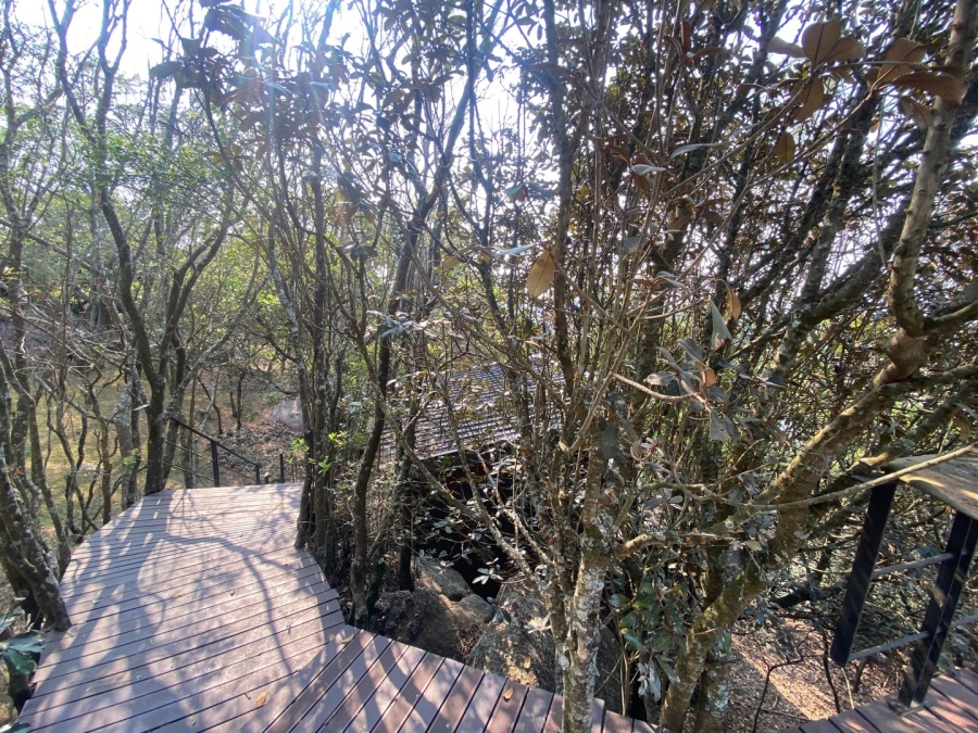 5 Bedroom Property for Sale in Pamushana Estate Mpumalanga