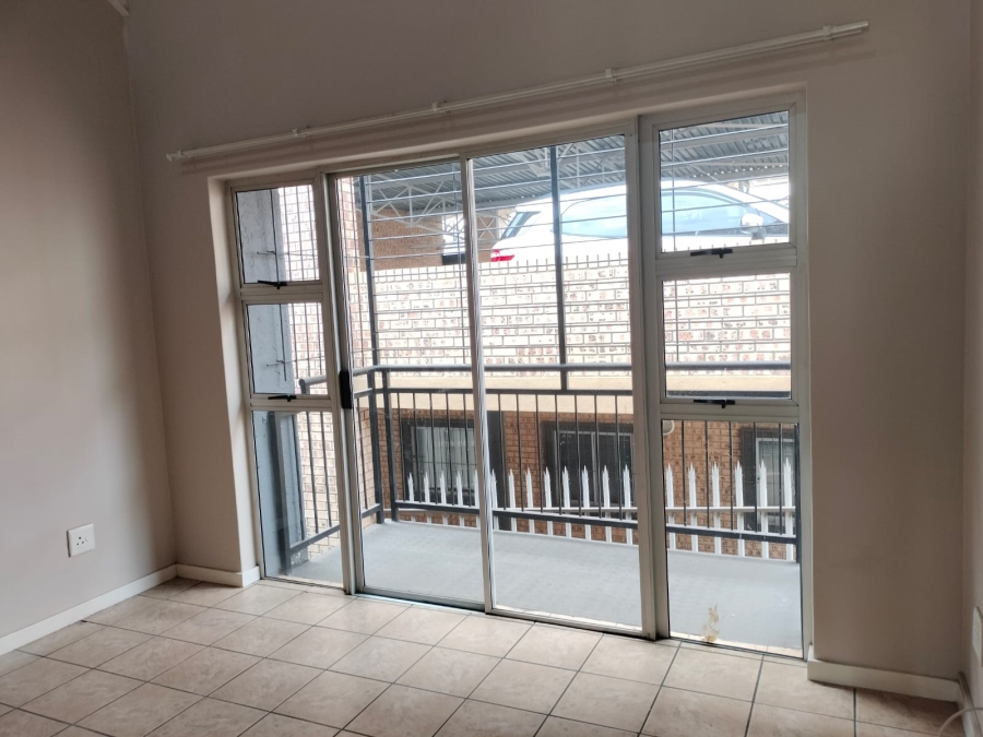 2 Bedroom Property for Sale in Nelspruit Mpumalanga