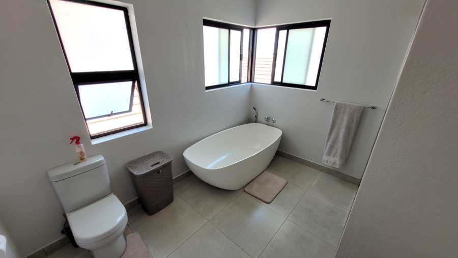 3 Bedroom Property for Sale in Elawini Lifestyle Estate Mpumalanga