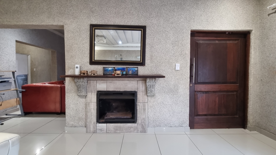 5 Bedroom Property for Sale in White River Ext 49 Mpumalanga