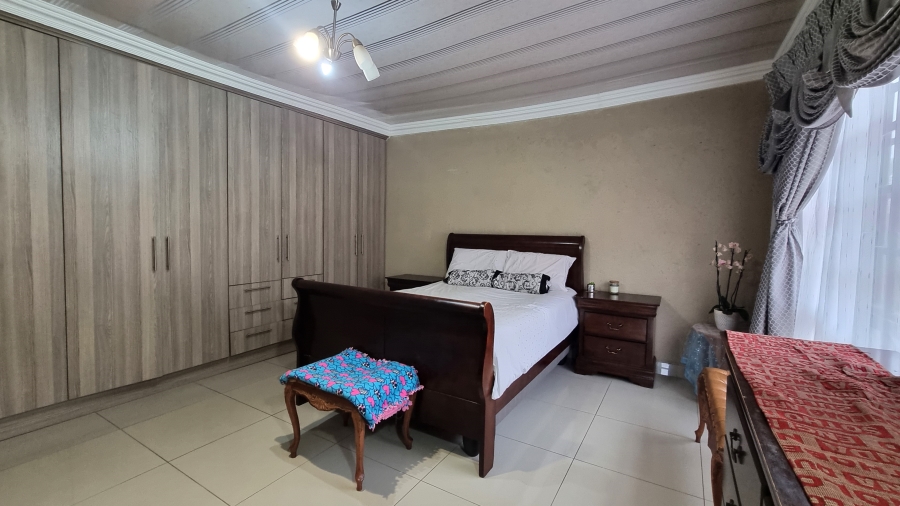 5 Bedroom Property for Sale in White River Ext 49 Mpumalanga