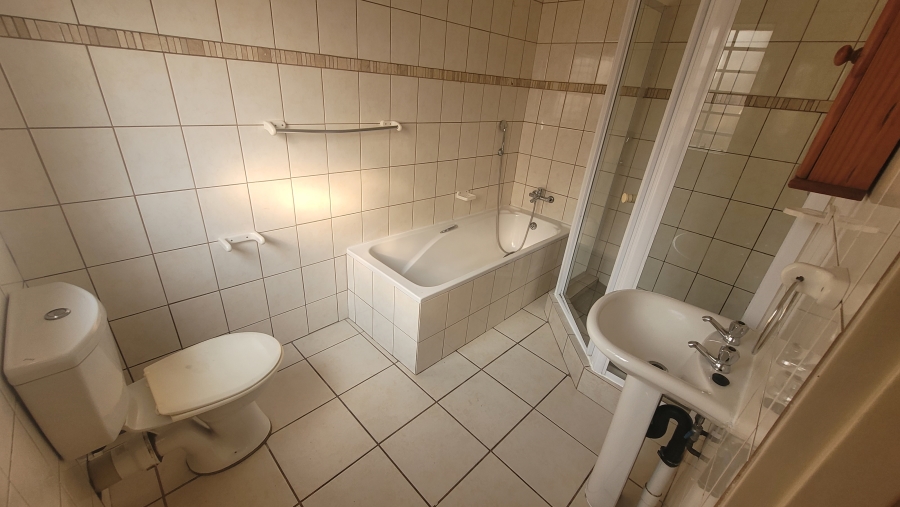 To Let 1 Bedroom Property for Rent in Nelspruit Ext 29 Mpumalanga