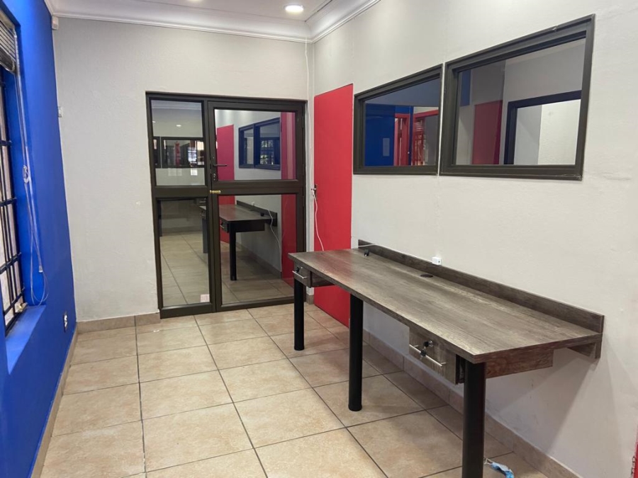 To Let Commercial Property for Rent in Die Heuwel Mpumalanga