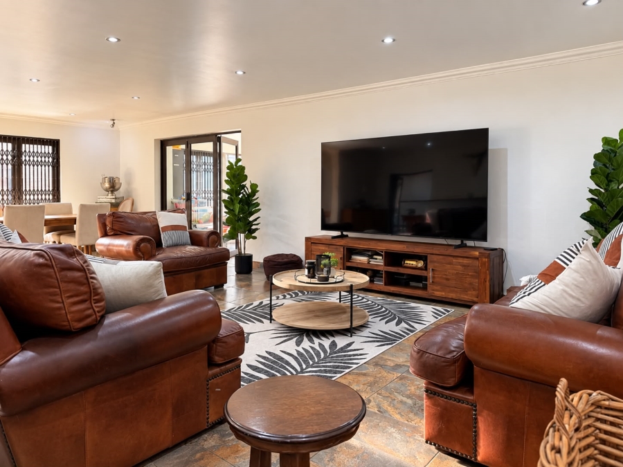 7 Bedroom Property for Sale in Kinross Mpumalanga