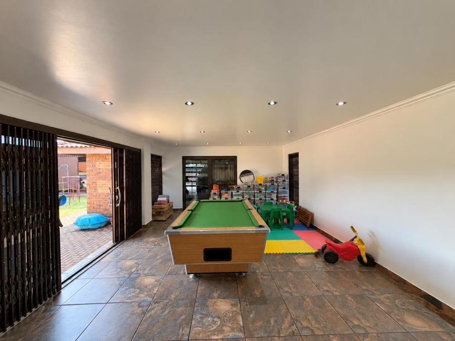 7 Bedroom Property for Sale in Kinross Mpumalanga