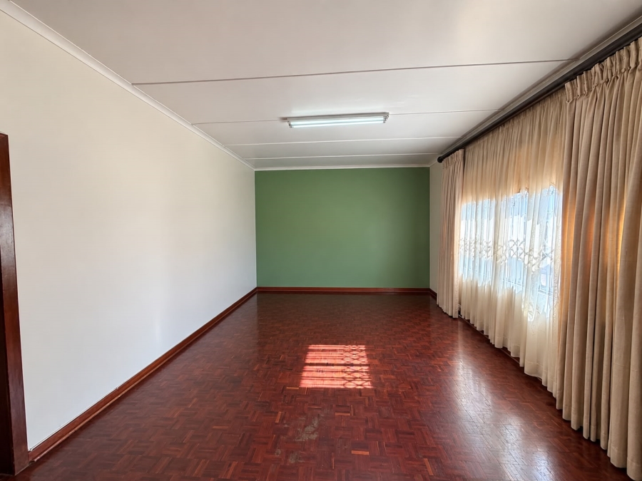 7 Bedroom Property for Sale in Kinross Mpumalanga
