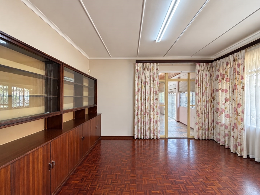 7 Bedroom Property for Sale in Kinross Mpumalanga