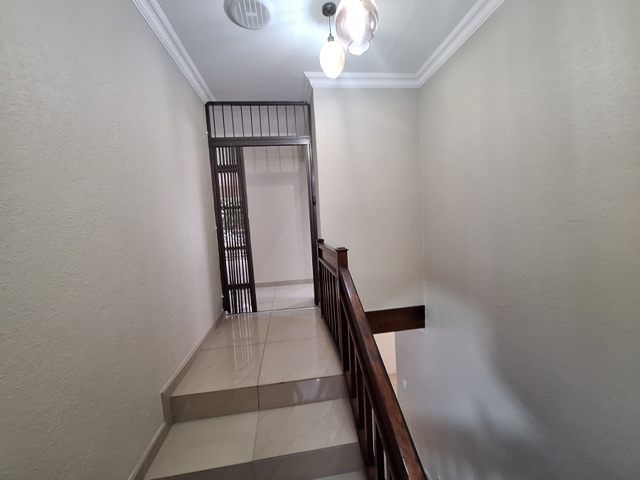 To Let 6 Bedroom Property for Rent in Nelspruit Ext 11 Mpumalanga