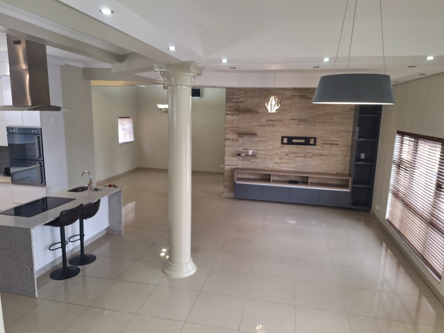 To Let 6 Bedroom Property for Rent in Nelspruit Ext 11 Mpumalanga