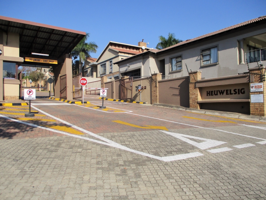 To Let 3 Bedroom Property for Rent in Sonheuwel Ext 1 Mpumalanga