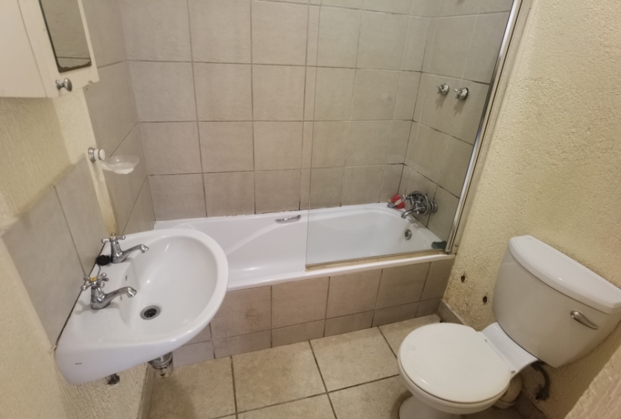 2 Bedroom Property for Sale in Nelspruit Ext 2 Mpumalanga