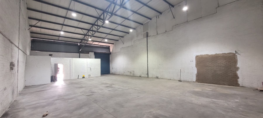 To Let Commercial Property for Rent in Riverside Park Mpumalanga