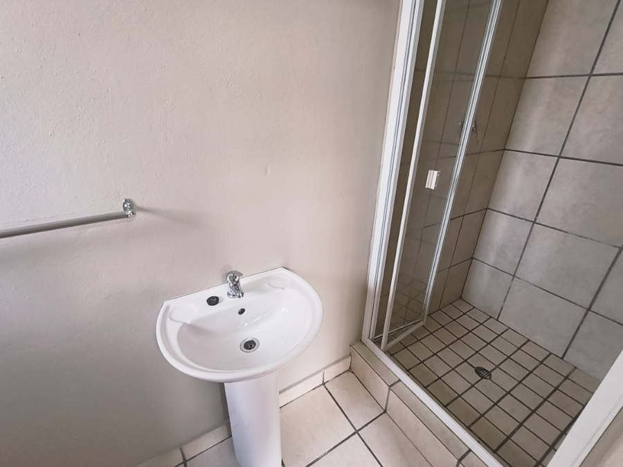 To Let 1 Bedroom Property for Rent in Nelspruit Ext 29 Mpumalanga