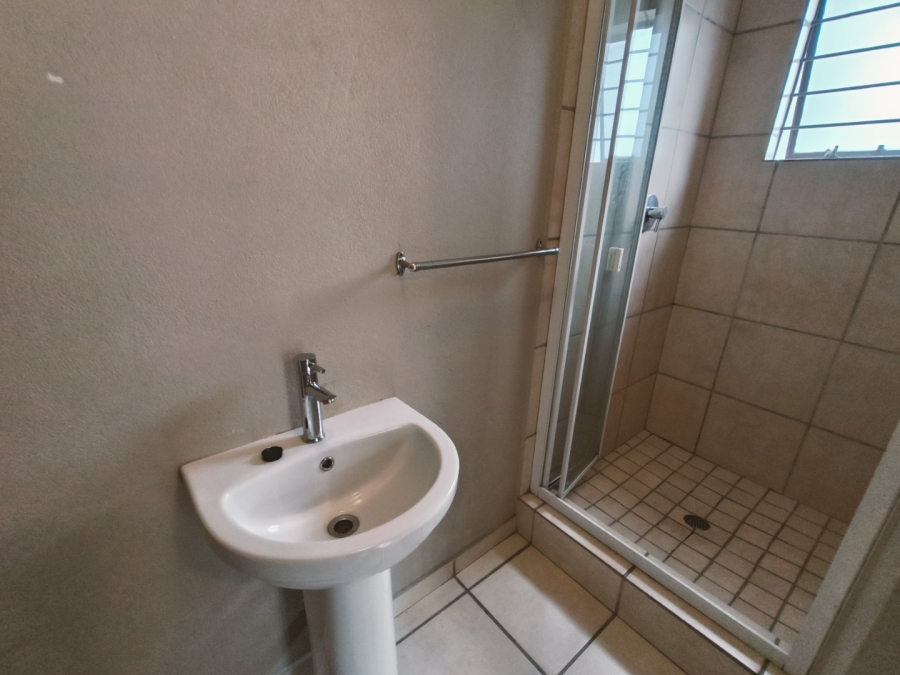 1 Bedroom Property for Sale in Nelspruit Ext 29 Mpumalanga