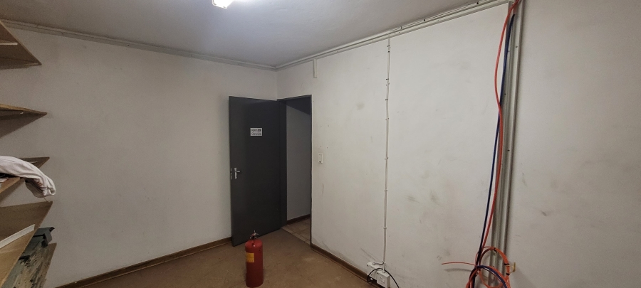 To Let Commercial Property for Rent in White River Mpumalanga