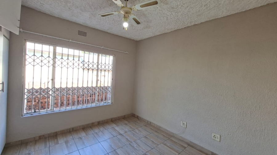 To Let 2 Bedroom Property for Rent in Nelspruit Mpumalanga